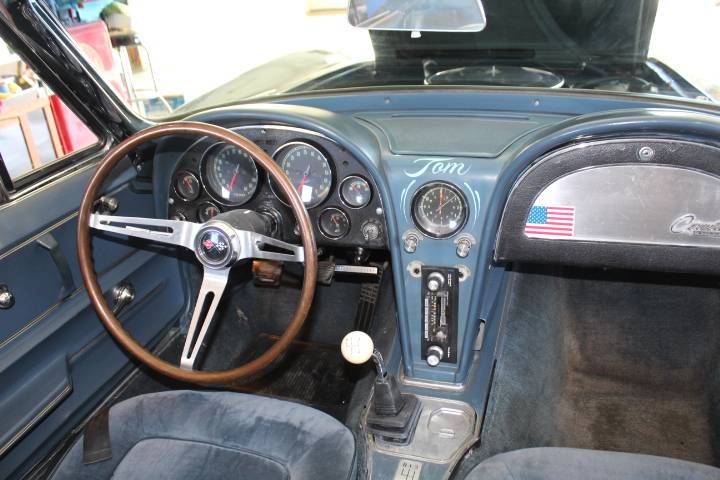 Chevrolet-Corvette-convertible-1965-15