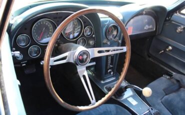 Chevrolet-Corvette-convertible-1965-4