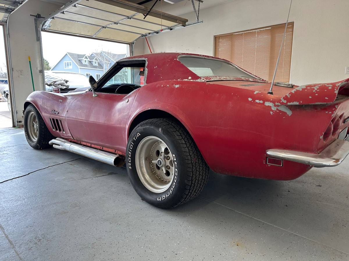 Chevrolet-Corvette-convertible-1969-4