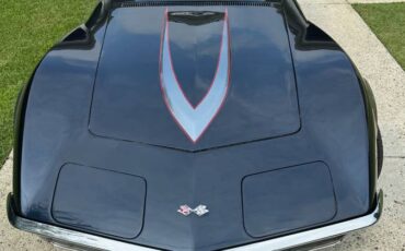 Chevrolet-Corvette-convertible-1972-2