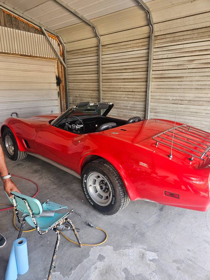 Chevrolet-Corvette-convertible-1974-12