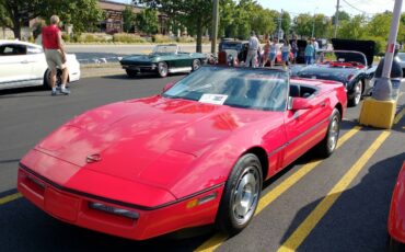 Chevrolet-Corvette-convertible-1987-4