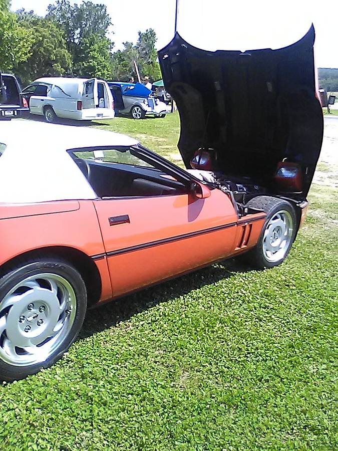 Chevrolet-Corvette-convertible-1987-5