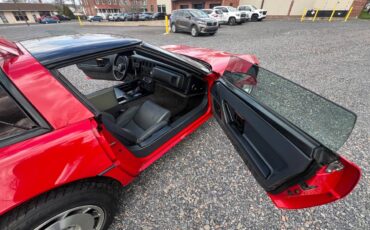 Chevrolet-Corvette-coupe-1987-11