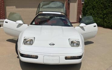 Chevrolet-Corvette-coupe-1992-17