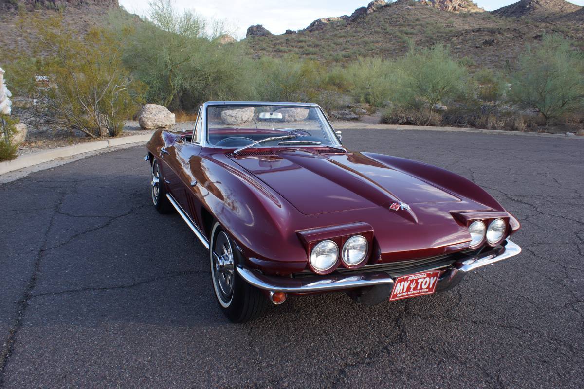 Chevrolet-Corvette-stingray-1965-6