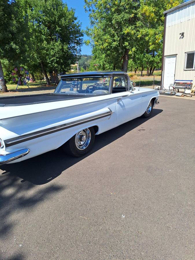 Chevrolet-Elcamino-1960-9