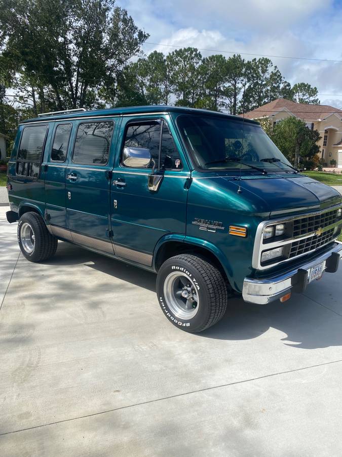 Chevrolet-G-20-conversion-van-1994