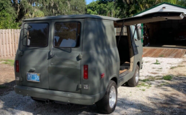 Chevrolet-G20-Van-1969-10