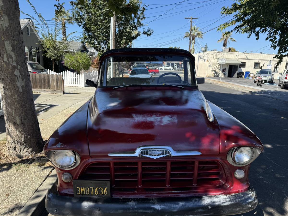 Chevrolet-Gmc-3200-pick-up-1956-1