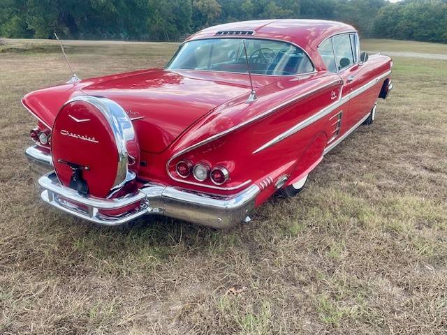 Chevrolet-Impala-1958-4