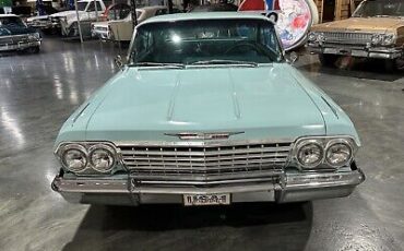 Chevrolet-Impala-1962-3