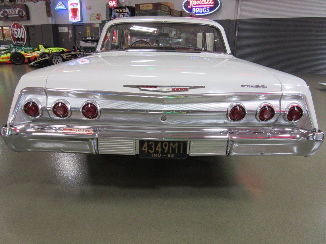 Chevrolet-Impala-1962-7