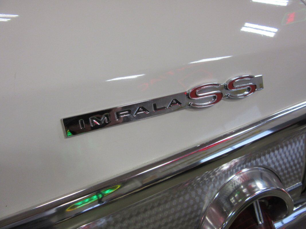 Chevrolet-Impala-1962-9