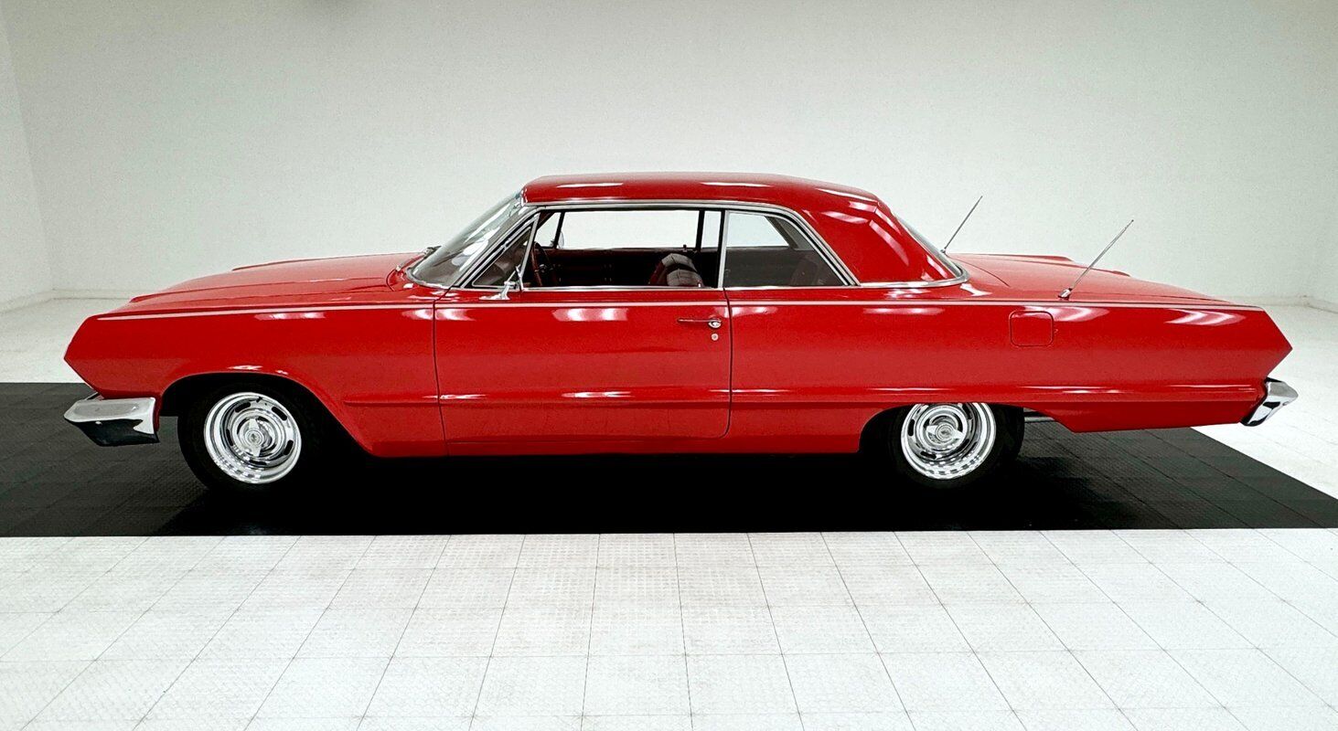 Chevrolet-Impala-1963-1