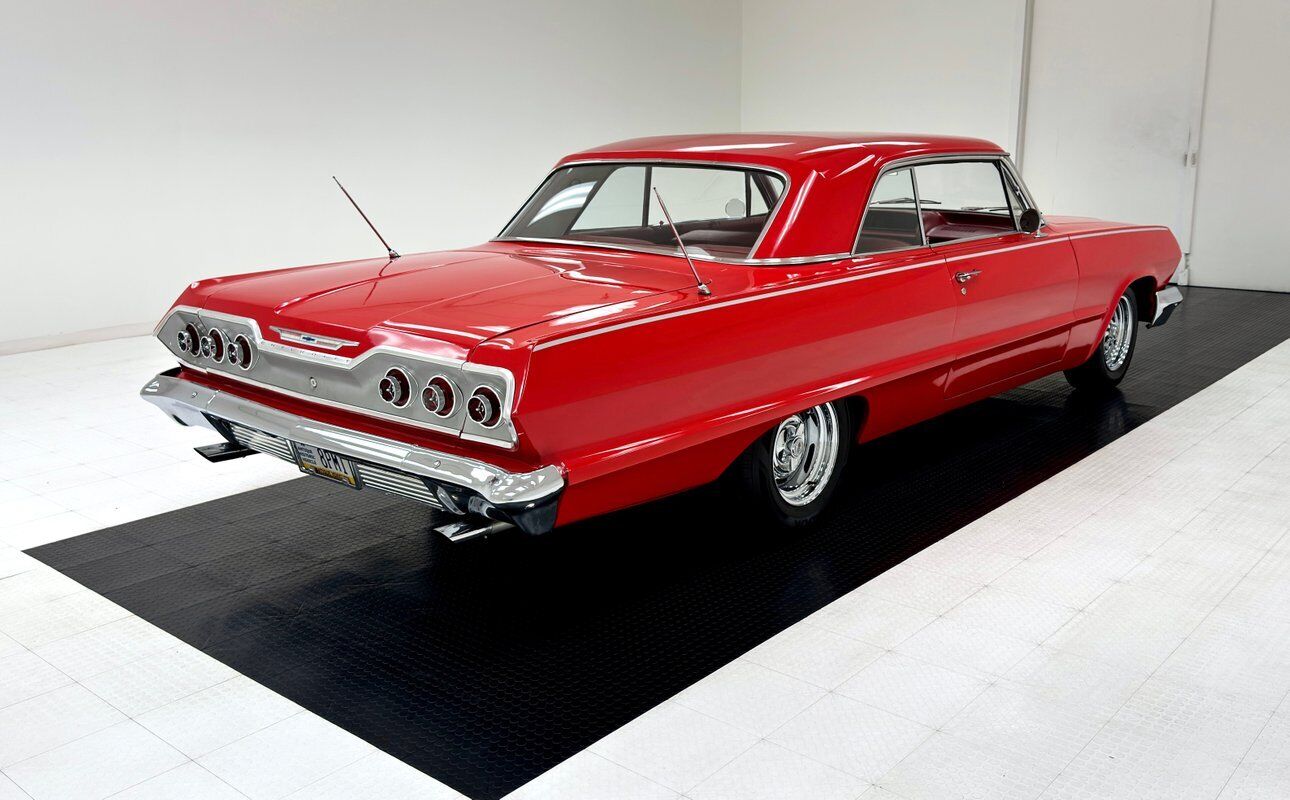 Chevrolet-Impala-1963-4