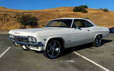 Chevrolet-Impala-1965-2