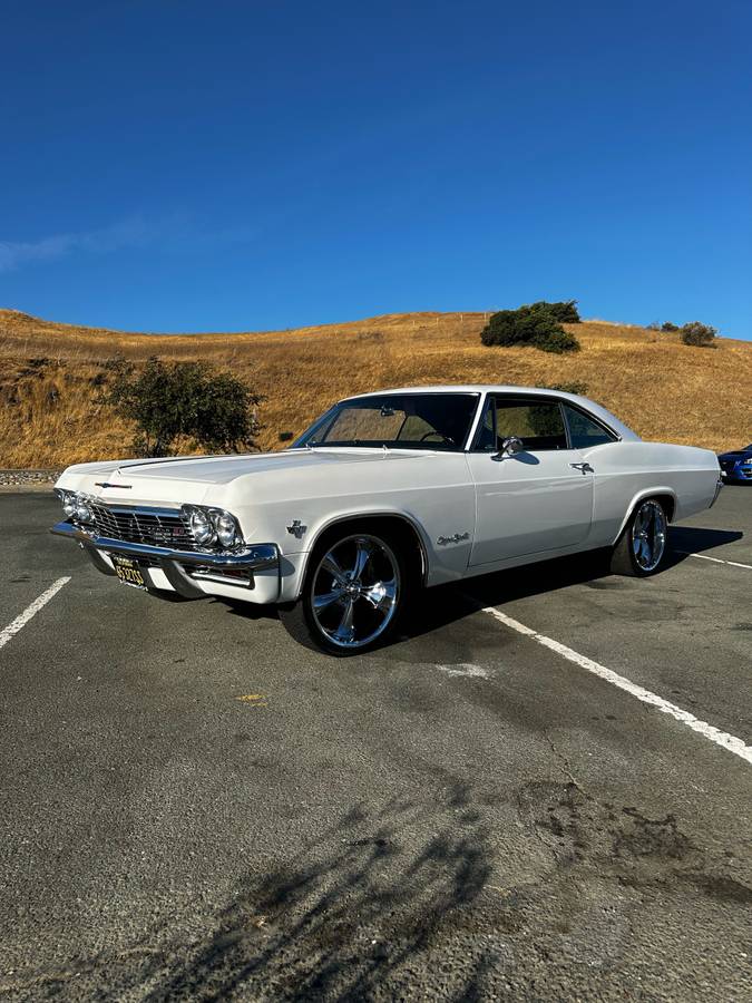 Chevrolet-Impala-1965-2