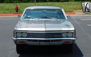 Chevrolet-Impala-1966-11