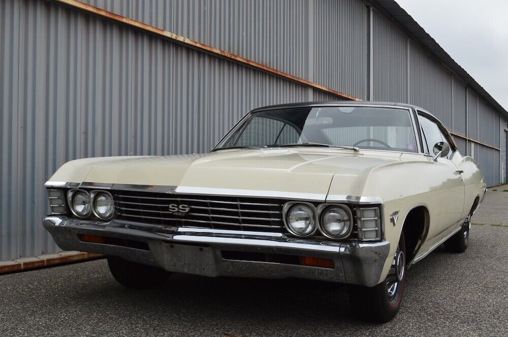 Chevrolet-Impala-1967-1