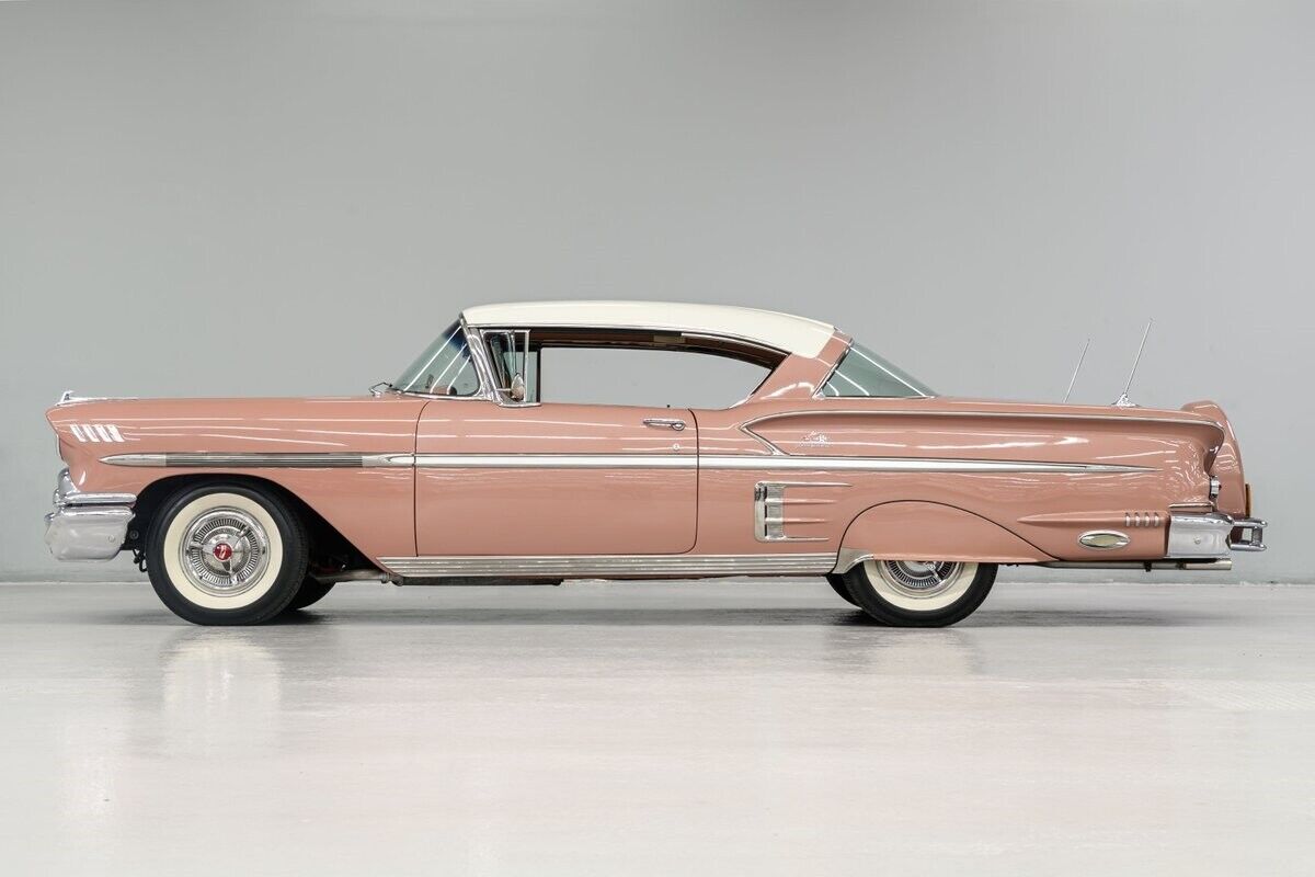 Chevrolet-Impala-Coupe-1958-2