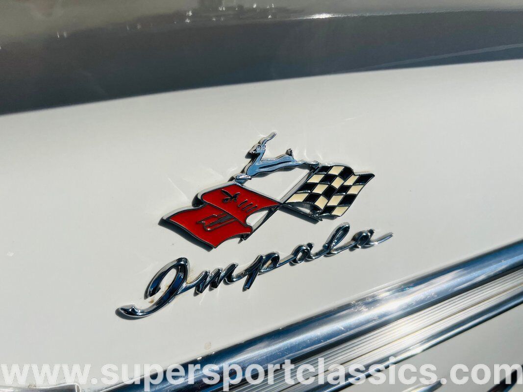 Chevrolet-Impala-Coupe-1958-39