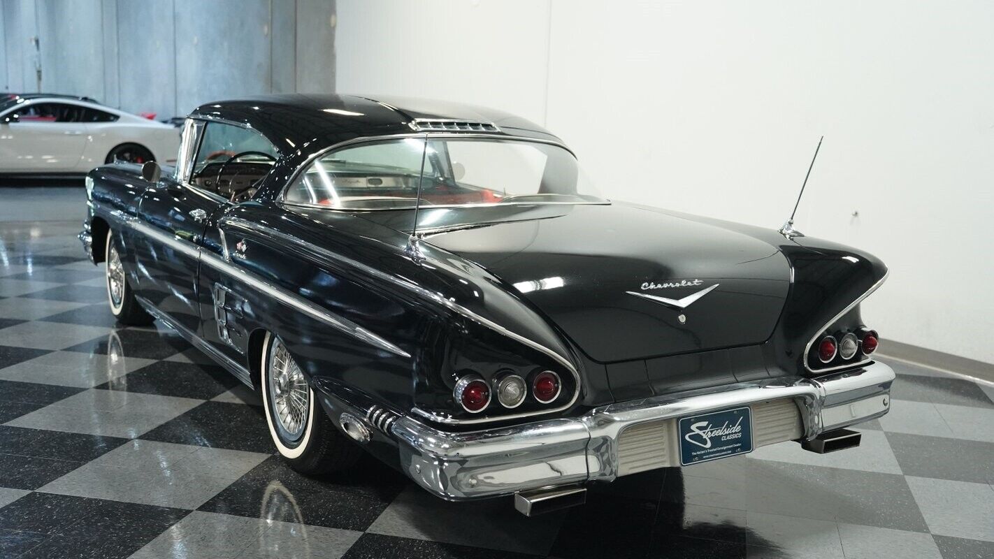 Chevrolet-Impala-Coupe-1958-8