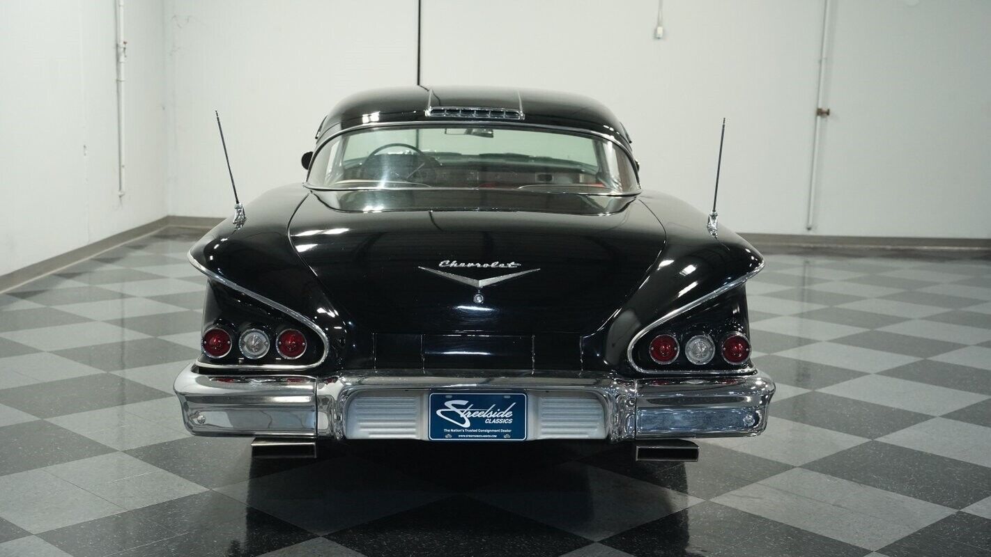 Chevrolet-Impala-Coupe-1958-9