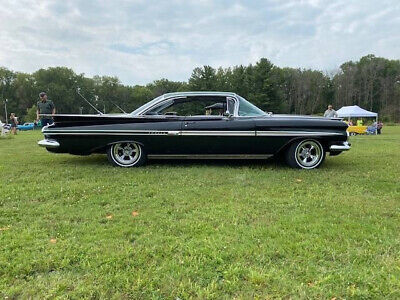 Chevrolet-Impala-Coupe-1959-10