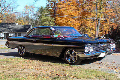 Chevrolet-Impala-Coupe-1961-11