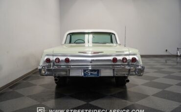 Chevrolet-Impala-Coupe-1962-8