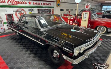 Chevrolet-Impala-Coupe-1963-1