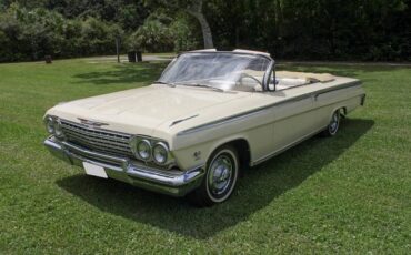 Chevrolet-Impala-ss-convertible-1962-1