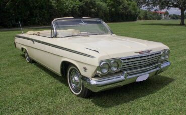 Chevrolet-Impala-ss-convertible-1962