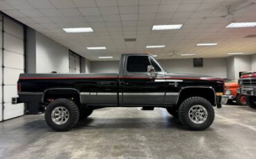 Chevrolet-K30-silverado-1986-4