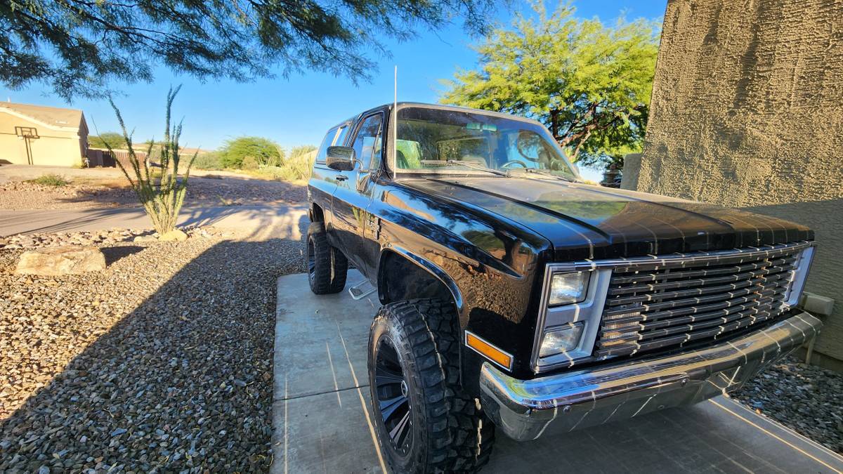 Chevrolet-K5-blazer-1988-2