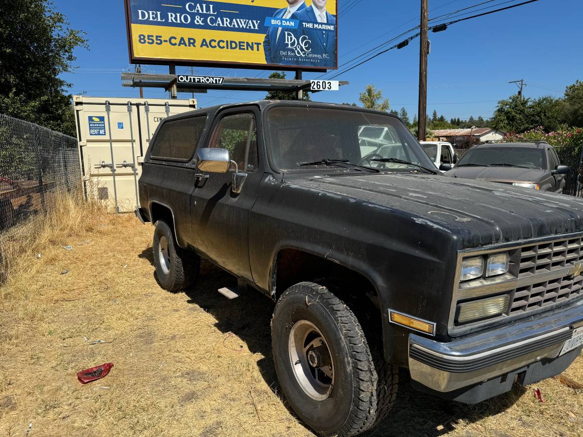 Chevrolet-K5-blazer-1990-1