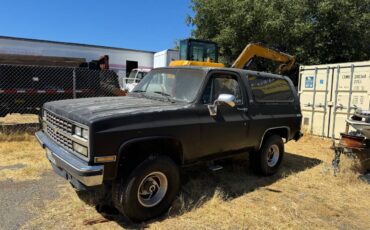 Chevrolet-K5-blazer-1990