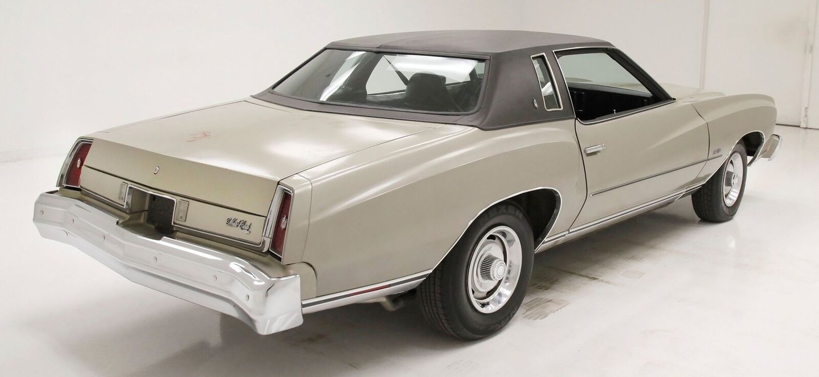 Chevrolet-Monte-Carlo-1974-3