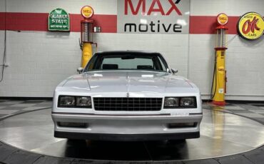 Chevrolet-Monte-Carlo-Coupe-1985-1