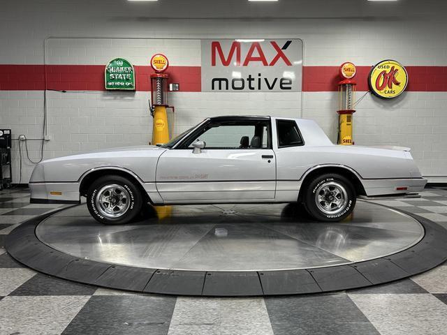 Chevrolet-Monte-Carlo-Coupe-1985-3