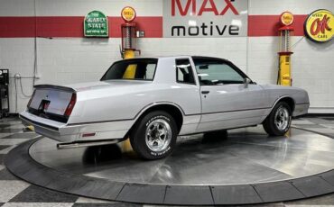 Chevrolet-Monte-Carlo-Coupe-1985-6