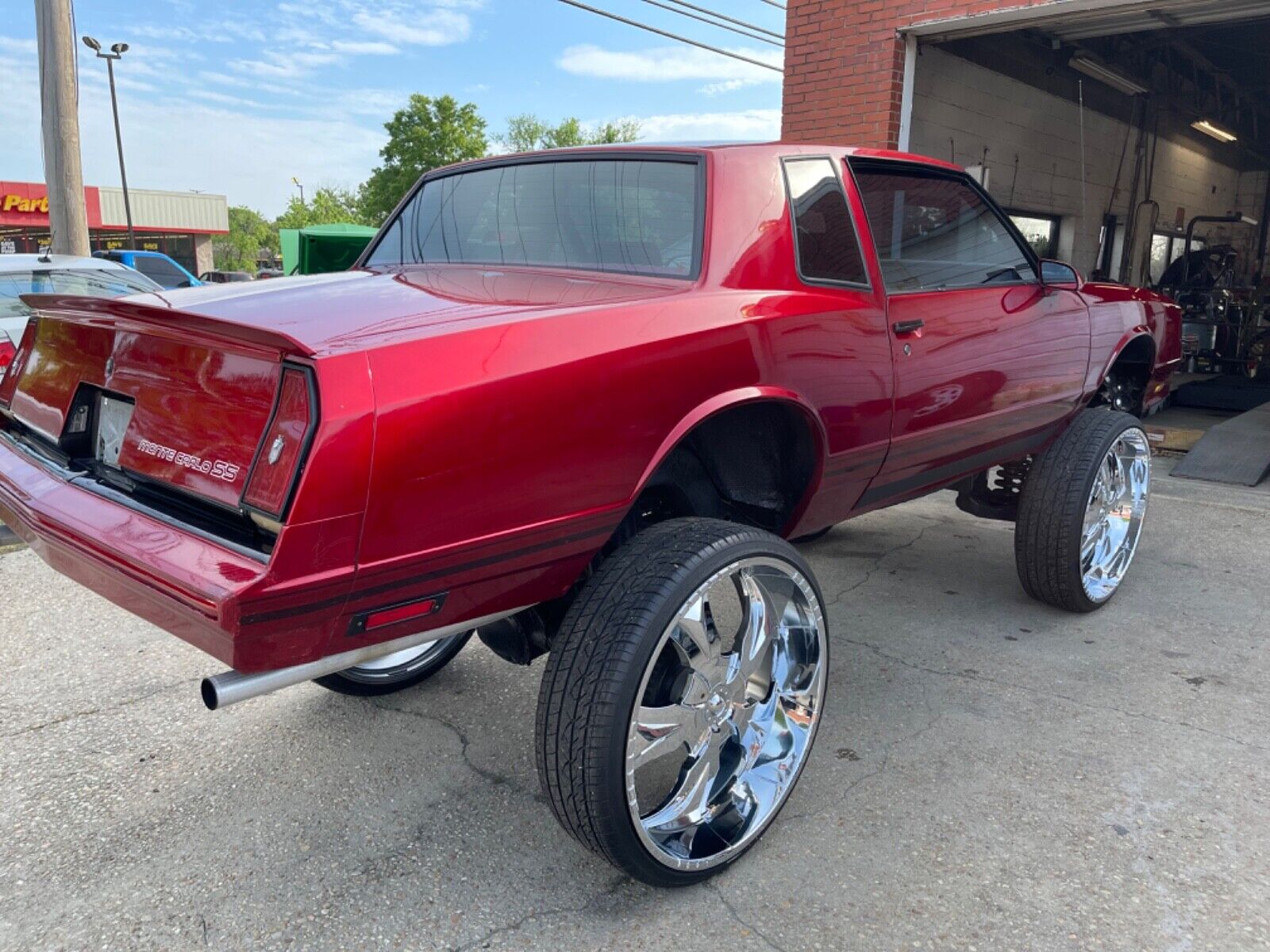 Chevrolet-Monte-Carlo-Coupe-1986-2