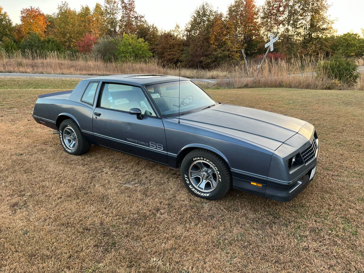 Chevrolet-Monte-carlo-ss-diesel-1984