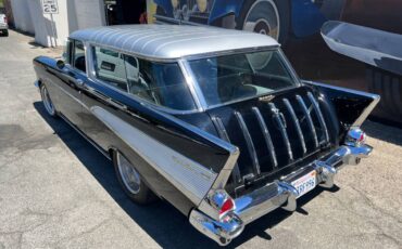 Chevrolet-Nomad-longroof-wagon-1957-1