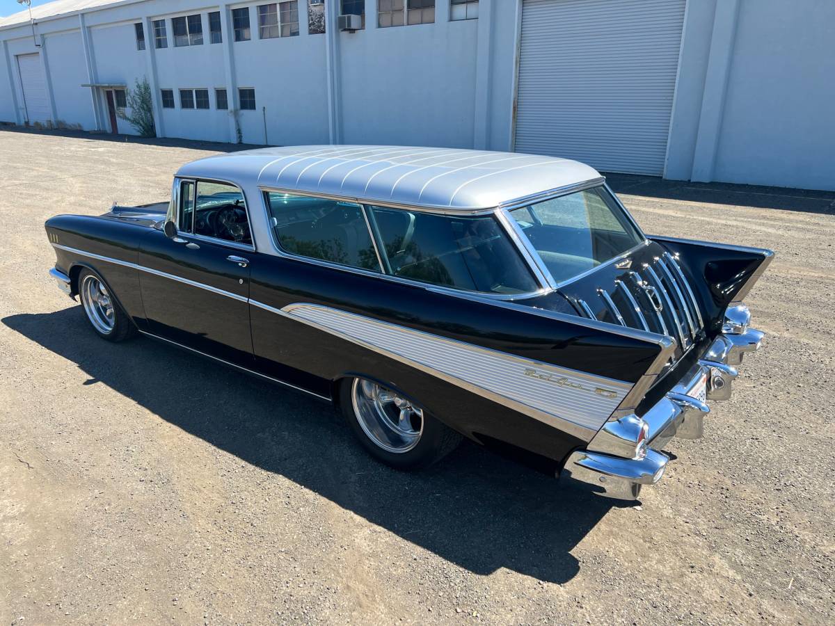 Chevrolet-Nomad-longroof-wagon-1957-16