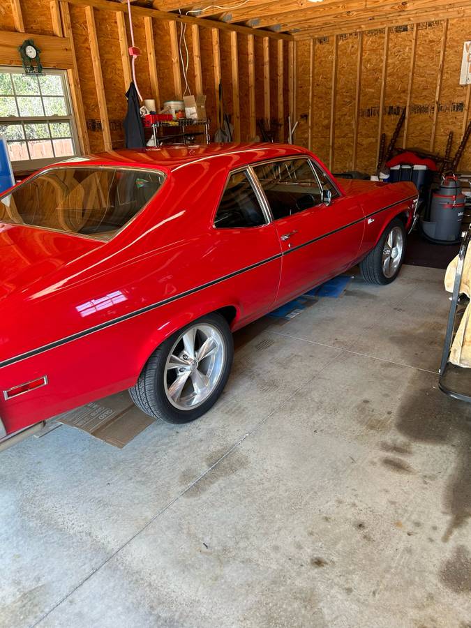 Chevrolet-Nova-1972-8