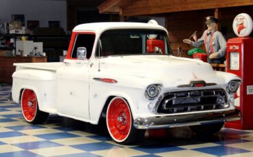 Chevrolet-Other-Pickups-1957-8