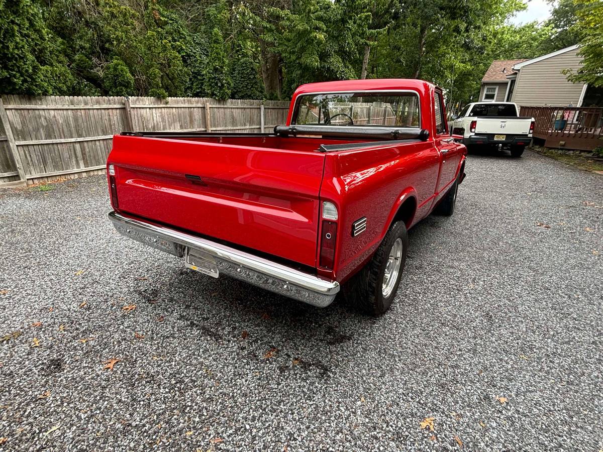 Chevrolet-S-10-pickup-1968-4