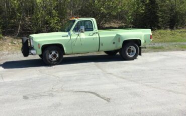 Chevrolet-Scottsdale-c30-camper-special-1976